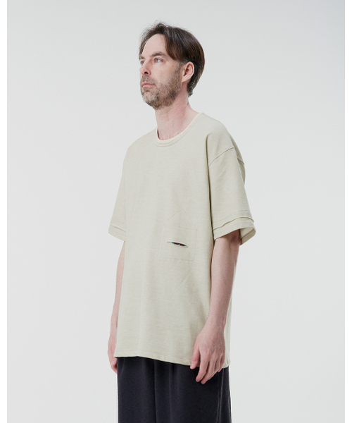 WHYSOCEREALZ(ワイソー シリアルズ)の「my house is too small Im angry T-shirt - dirty cream(Tシャツ/カットソー・メンズ・その他・MEDIUM/LARGE/X-LARGE)」の2枚目の写真