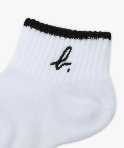 agnes b.(アニエスベー)の「ベビー "b." ロゴ ラインソックス(タイツ/ストッキング・キッズ・ホワイト・1/2)」の4枚目の写真