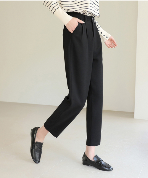 BBAEBBAE(ペッペ)の「ツーピンタックセミ排気スラックス(スラックス・レディース・ブラック/ベージュ・SMALL/MEDIUM/LARGE/X-LARGE)」の5枚目の写真
