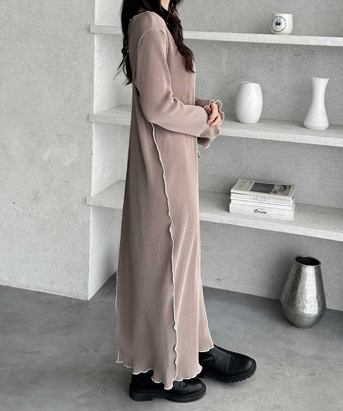 GeeRA(ジーラ)の「全骨格対応!配色プリーツワンピース(ワンピース・レディース・モカ/ブラック・X-LARGE/LARGE/MEDIUM)」の11枚目の写真