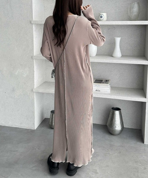 GeeRA(ジーラ)の「全骨格対応!配色プリーツワンピース(ワンピース・レディース・モカ/ブラック・X-LARGE/LARGE/MEDIUM)」の12枚目の写真