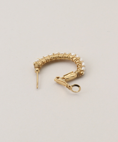 GAS BIJOUX（ガスビジュー）の「Gas Bijoux/ガス ビジュー マザーオブパールフープピアス（ピアス（両耳用）・レディース・ゴールド・FREE）」の5枚目の写真