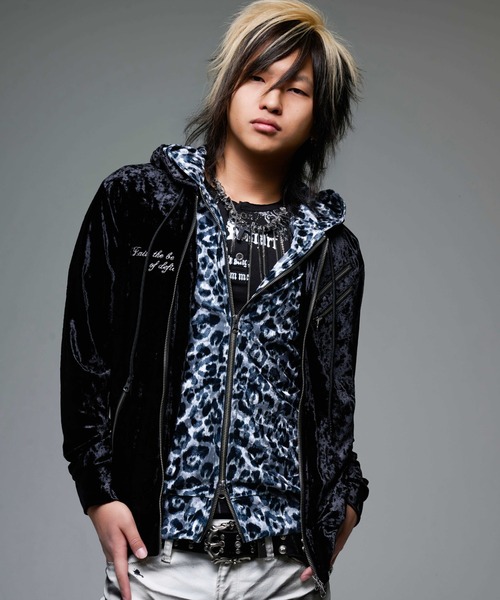 FUGA（フーガ）の「『FUGA/フーガ』ラインストーンベロアパーカー（パーカー・メンズ・ブラック×シルバー/ブラック×ゴールド・L/M）」の3枚目の写真