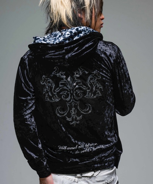 FUGA（フーガ）の「『FUGA/フーガ』ラインストーンベロアパーカー（パーカー・メンズ・ブラック×シルバー/ブラック×ゴールド・L/M）」の4枚目の写真