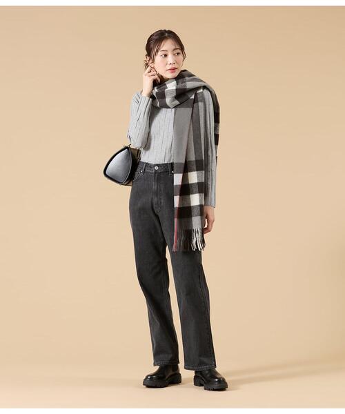 NEWYORKER(ニューヨーカー)の「【ストレッチ】EDWIN 11オンスストレートブラックデニムパンツ(デニムパンツ・レディース・ダークグレー・9号/11号)」の16枚目の写真