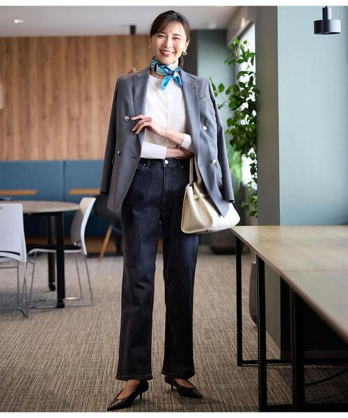 NEWYORKER(ニューヨーカー)の「【ストレッチ】EDWIN 11オンスストレートブラックデニムパンツ(デニムパンツ・レディース・ダークグレー・9号/11号)」の3枚目の写真