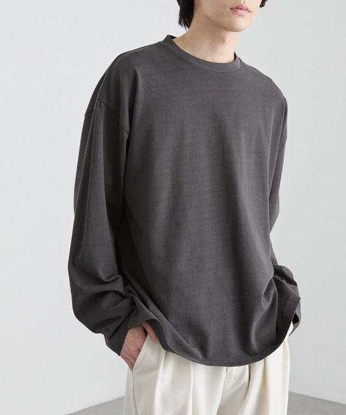 MONO-MART(モノマート)の「【EASY COMFORTシリーズ】UVカット USAコットン ベーシックロンT(Tシャツ/カットソー・メンズ・ライトグレー/ホワイト/ブルー系/レッド系/グレイッシュベージュ/ブラック/チャコールグレー・L/M/S/XL)」の3枚目の写真