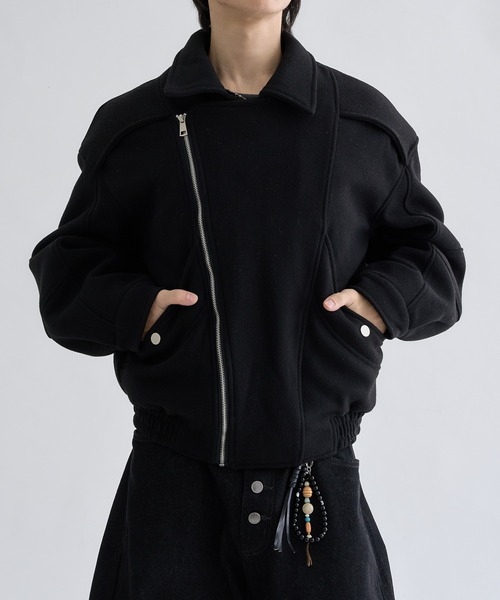 EPNK（イーピーエヌケー）の「2-Way Piping Asym Coat / 2wayパイピングアシメコート（ブルゾン・メンズ・ブラック/グレー・SMALL/MEDIUM/LARGE）」の11枚目の写真