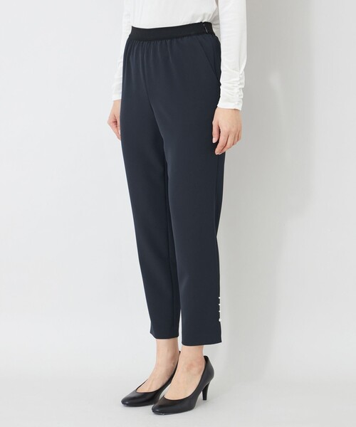 TO BE CHIC(トゥー ビー シック)の「デュアルストレッチウエストゴム パンツ(その他パンツ・レディース・ダークネイビー/ベージュ/ブラック・40)」の9枚目の写真