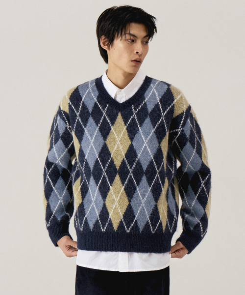 KIIMUIR(キミュア)の「アーガイルパターンニット_ネイビー(ニット/セーター・メンズ・ネイビー・LARGE/MEDIUM)」の1枚目の写真