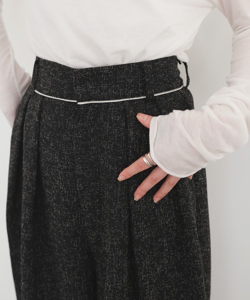 LIAN（リアン）の「サマーツイードタックパンツ（スラックス・レディース・ブラウン/アイボリー/ブラック/グレー・FREE）」の7枚目の写真