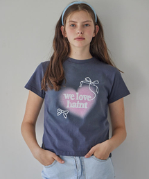 HAINT（ヘイント）の「RIBBON GRAPHIC T-SHIRT_2COLORS_CHARCOAL（Tシャツ/カットソー）」