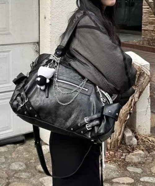 ZUCCa バックルバッグ キャンディ 2WAY ハンドバッグ ショルダーバッグ ZUCCa 2020: LOVELY CUBE SHOULDER BAG│宝島社の通販 宝島チャンネル
