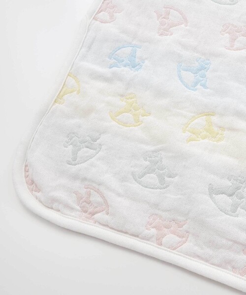 SLAP SLIP BABY（スラップスリップベビー）の「【お揃い】コットンクマ木馬総柄3重ガーゼおくるみベビー（おくるみ・キッズ・イエロー系その他・FREE）」の12枚目の写真