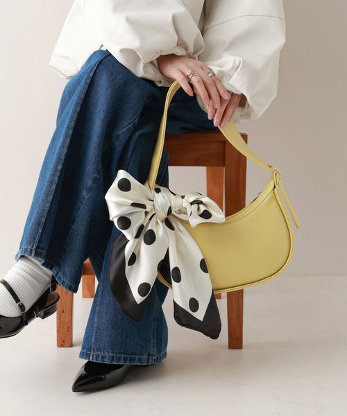 RAGEBLUE(レイジブルー)の「カーブフレームミニショルダーバッグ(ショルダーバッグ・レディース・ブラック/ブラウン系/イエロー・FREE)」の10枚目の写真