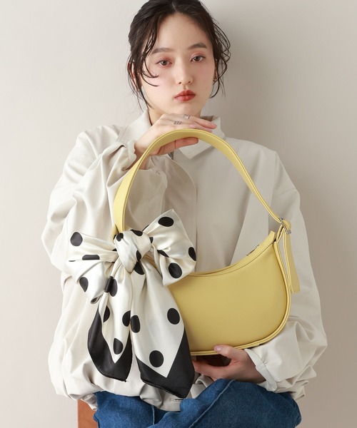 RAGEBLUE(レイジブルー)の「カーブフレームミニショルダーバッグ(ショルダーバッグ・レディース・ブラック/ブラウン系/イエロー・FREE)」の9枚目の写真