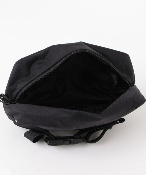 FTC（エフティーシー）の「WAIST BAG（ショルダーバッグ・メンズ・ブラック/グレー/グリーン・ONE SIZE）」の6枚目の写真