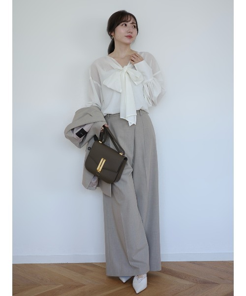 anuans（アニュアンス）の「フロントリボンブラウス（シャツ/ブラウス・レディース・ホワイト系その他/グレイッシュベージュ/ピンクベージュ・FREE）」の17枚目の写真