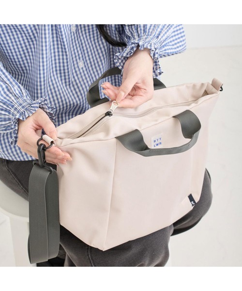 ROOTOTE(ルートート)の「ルートート / SN.デリ.ライトウォーターリペレント-H(ショルダーバッグ・レディース・グレー/サックスブルー/アイボリー/ブラック・FREE)」の9枚目の写真