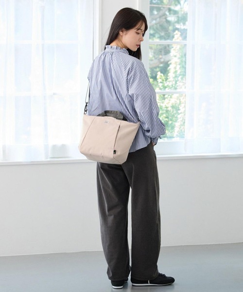 ROOTOTE(ルートート)の「ルートート / SN.デリ.ライトウォーターリペレント-H(ショルダーバッグ・レディース・グレー/サックスブルー/アイボリー/ブラック・FREE)」の15枚目の写真