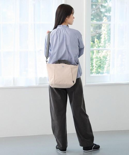 ROOTOTE(ルートート)の「ルートート / SN.デリ.ライトウォーターリペレント-H(ショルダーバッグ・レディース・グレー/サックスブルー/アイボリー/ブラック・FREE)」の16枚目の写真