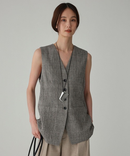 BABYLONE(バビロン)の「クレープリネンジレ(ベスト・レディース・ブラック・フリー)」の2枚目の写真