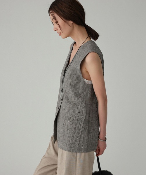 BABYLONE(バビロン)の「クレープリネンジレ(ベスト・レディース・ブラック・フリー)」の3枚目の写真