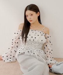 【SALON by Chico】袖取り外しペプラムギャザードットブラウス