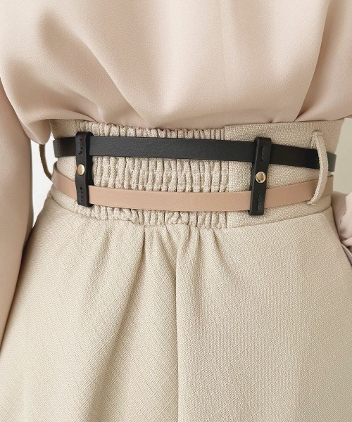 an another angelus(アンアナザーアンジェラス)の「ダブルカラーベルトフレアースカート(スカート・レディース・ライトベージュ/ネイビー・FREE)」の9枚目の写真