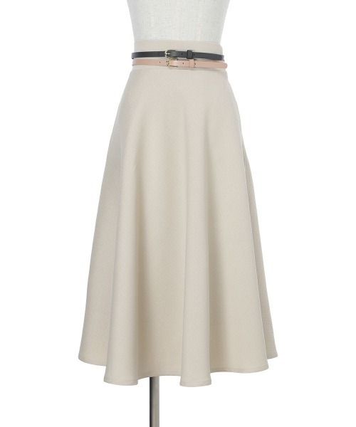 an another angelus(アンアナザーアンジェラス)の「ダブルカラーベルトフレアースカート(スカート・レディース・ライトベージュ/ネイビー・FREE)」の12枚目の写真