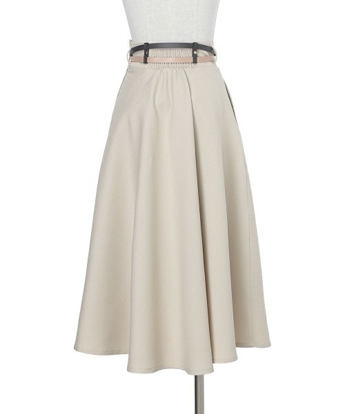 an another angelus(アンアナザーアンジェラス)の「ダブルカラーベルトフレアースカート(スカート・レディース・ライトベージュ/ネイビー・FREE)」の14枚目の写真