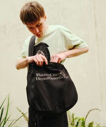 BEAMS RECORDS（ビームスレコーズ）の「Rainbow Disco Club / 2026 Canvas Bag（ショルダーバッグ）」