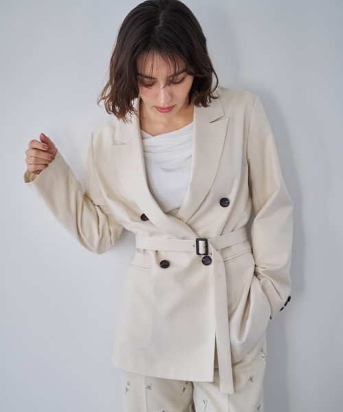 NOELA(ノエラ)の「4Bダブルブレストジャケット(テーラードジャケット・レディース・ベージュ/ネイビー/モカ・S/M)」の7枚目の写真