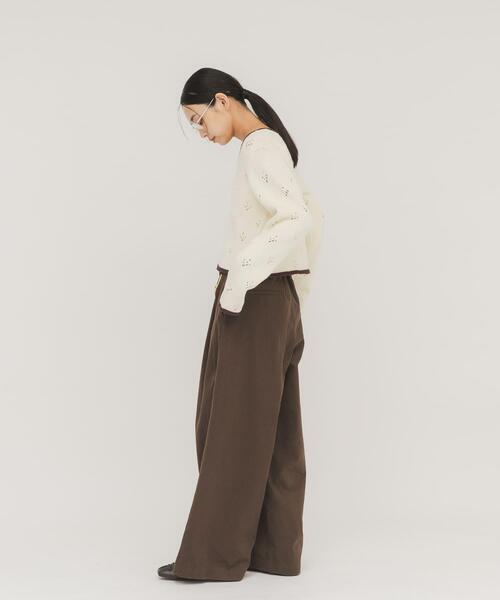 KBF（ケイビーエフ）の「アイレットコンパクトカーディガン（カーディガン/ボレロ・レディース・アイボリー/チャコールグレー・ONE）」の8枚目の写真