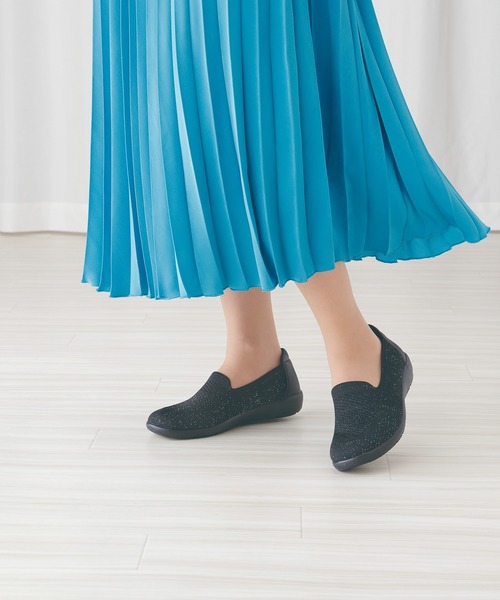 FUNALIVE(ファンアライブ)の「MEIDAI select Lafoot アクティブパンプス(パンプス・レディース・ネイビー/レッド/ブラック・S/M/L)」の1枚目の写真