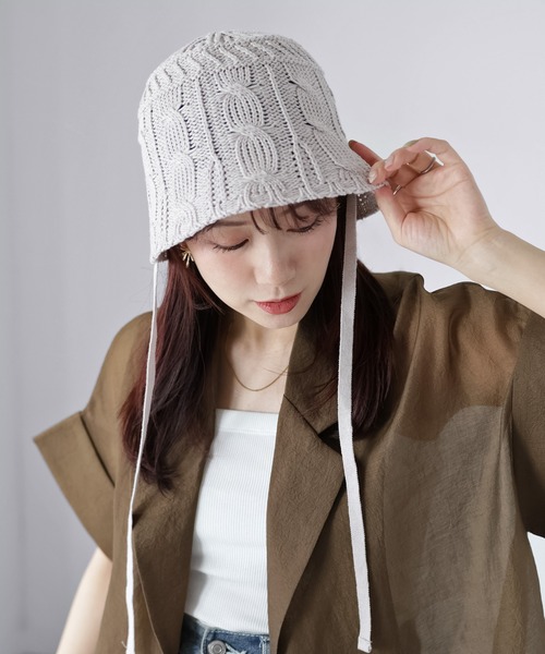 Riberry（リベリー）の「透かし編みニットバケハ（ハット・レディース・アイボリー/ブラック/グレイッシュベージュ・FREE）」の3枚目の写真