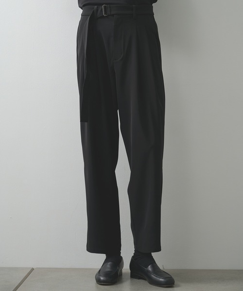 ATTACHMENT(アタッチメント)の「【ATTACHMENT/アタッチメント】別注 BELTED WIDE TAPERDTROUSERS(スラックス・メンズ・ブラック/ダークグレー・2/3)」の2枚目の写真