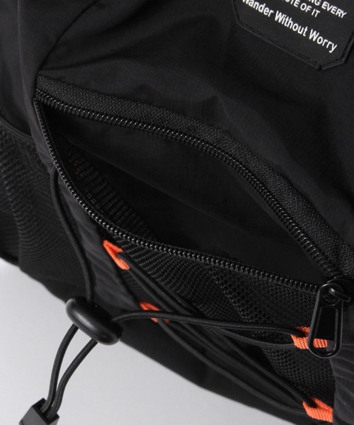 niko and...（ニコアンド）の「メッシュポケットナップサック（バックパック/リュック・メンズ・オフホワイト/ブラック・FREE）」の14枚目の写真
