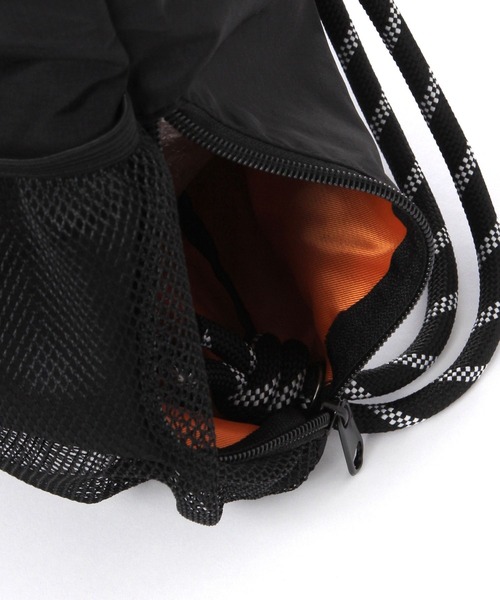 niko and...（ニコアンド）の「メッシュポケットナップサック（バックパック/リュック・メンズ・オフホワイト/ブラック・FREE）」の11枚目の写真