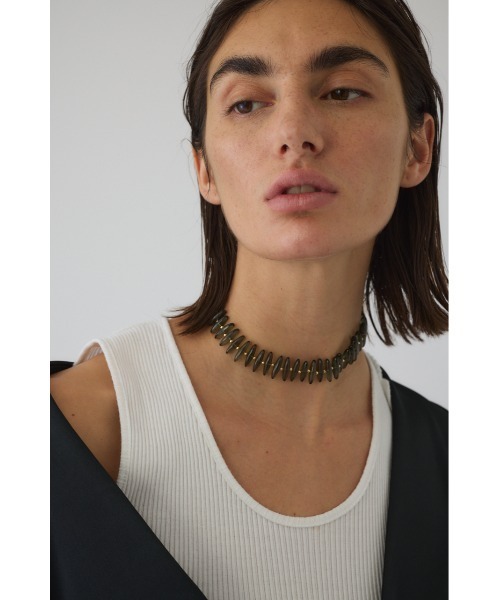 RIM.ARK(リムアーク)の「Continuous object necklace コンティニュアス オブジェクト ネックレス(ネックレス・レディース・ダークグリーン/ブラウン/クリア・FREE)」の7枚目の写真