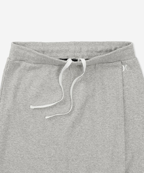 Hurley (ハーレー)の「【Hurley:ハーレー】レディーススリットロングスカート リブニットスカート RIB KNIT SKIRT(スカート・レディース・カーキブラウン/ヘザーグレー/ブラック・SMALL/MEDIUM/LARGE)」の4枚目の写真