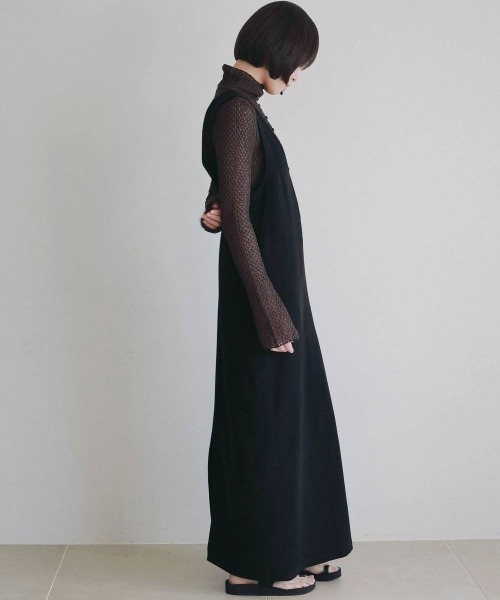 anuke(アンヌーク)の「anuke Uneck Loose Onepiece Uネックルーズワンピース/62620305(ワンピース・レディース・ブラック・38/36)」の7枚目の写真