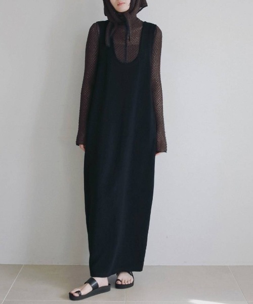 anuke(アンヌーク)の「anuke Uneck Loose Onepiece Uネックルーズワンピース/62620305(ワンピース・レディース・ブラック・38/36)」の2枚目の写真