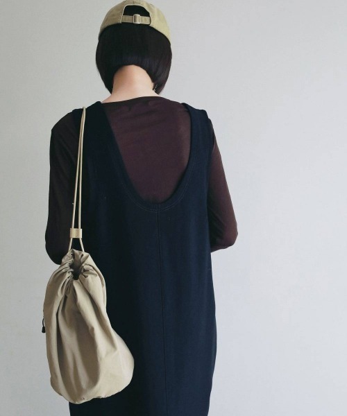 anuke(アンヌーク)の「anuke Uneck Loose Onepiece Uネックルーズワンピース/62620305(ワンピース・レディース・ブラック・38/36)」の12枚目の写真