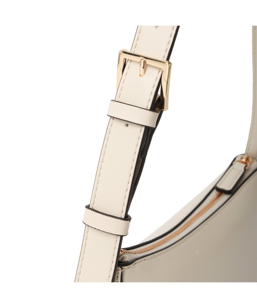 Guess(ゲス)の「TASHA MINI SHOULDER バッグ ショルダーバッグ ミニショルダー(ハンドバッグ・レディース・ライトベージュ/ライトブルー/ブラック/ストーン・ONE SIZE)」の10枚目の写真