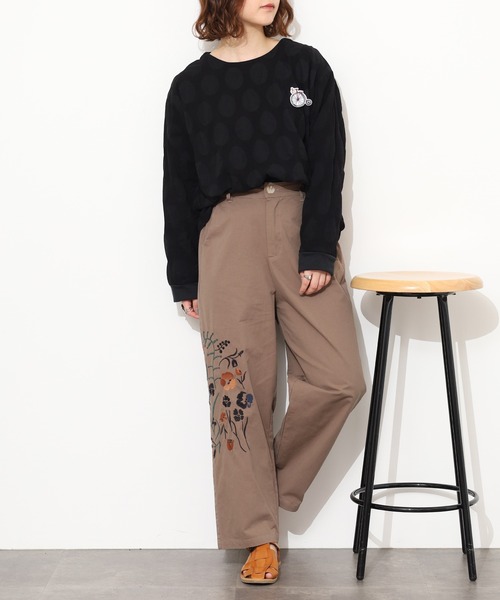 Emago(イマゴ)の「EMAGO 花刺繍ストレートパンツ(その他パンツ・レディース・ブラウン/ブラック/カーキ・FREE)」の16枚目の写真