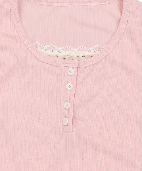 SPINNS(スピンズ)の「レイヤード風半袖カットソー/小花柄(Tシャツ/カットソー・レディース・アイボリー/サックスブルー/ピンク/ネイビー・ONESIZE)」の17枚目の写真
