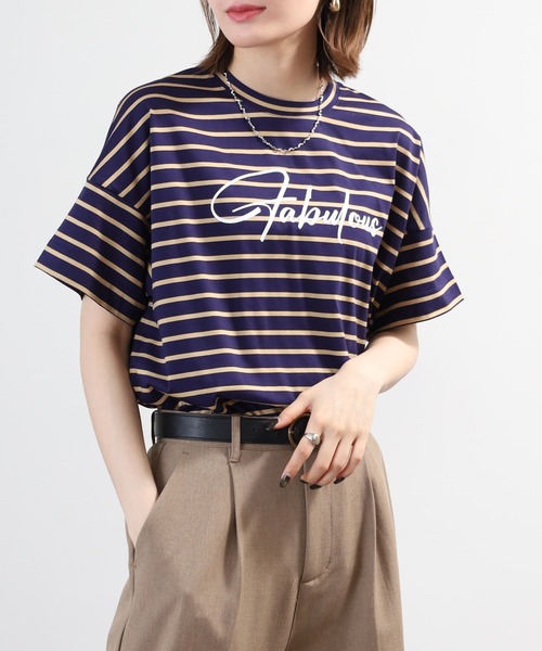 BRODIAEA(ブローディア)の「BRODIAEA ボーダーロゴプリント半袖Tシャツ 日本製(Tシャツ/カットソー・レディース・ブルー/グレー/ダークネイビー・40)」の3枚目の写真