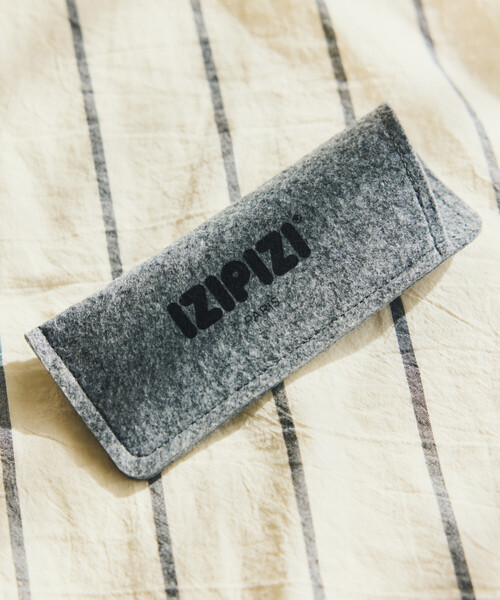 IZIPIZI(イジピジ)の「IZIPIZI/イジピジ #C ファッション用グラス(サングラス・レディース・ブラック/サックスブルー/ブラウン・ONE SIZE)」の21枚目の写真