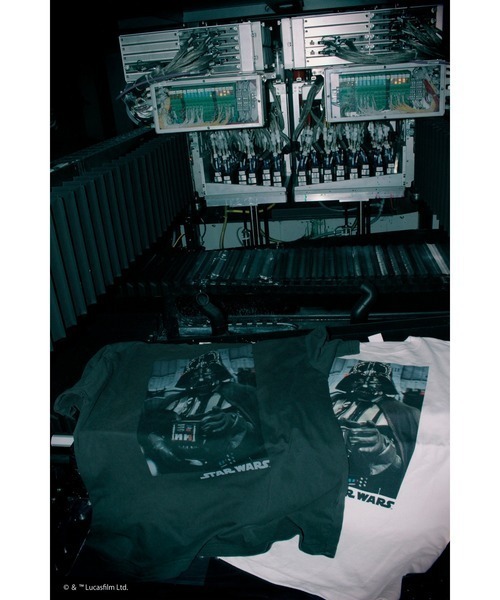 STAR WARS(スターウォーズ)の「『スター・ウォーズ/STARWARS』"""Darth Vader"" T-Shirt" 半袖プリントTシャツ ビックシルエット ピグメント加工 ヴィンテージライク(Tシャツ/カットソー・メンズ・チャコール/ホワイト・LARGE/X-LARGE/MEDIUM)」の3枚目の写真
